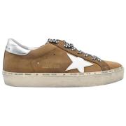 Golden Goose Brun och vit stjärna sneakers Brown, Dam