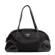 Prada Vintage Pre-owned Nylon axelremsvskor Black, Dam