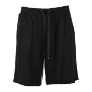 Neil Barrett Elegant Bermuda Shorts med stretchmaterial Black, Herr