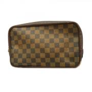 Louis Vuitton Vintage Pre-owned Tyg necessrer Brown, Dam