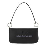 Calvin Klein Jeans Skulpterad Axelväska Black, Dam