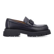 Salvatore Ferragamo Svart Stängd Moccasin med Gancini Ornament Black, ...