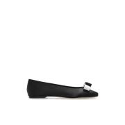 Casadei Satin balettlägenheter med applikation Black, Dam