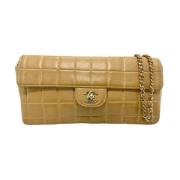 Chanel Vintage Pre-owned Laeder chanel-vskor Yellow, Dam