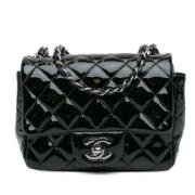 Chanel Vintage Pre-owned Laeder crossbodyvskor Black, Dam