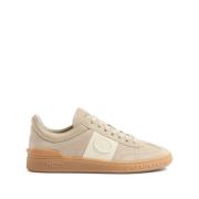 Valentino Garavani Beige Sneakers för en stilren look Beige, Dam