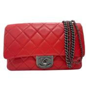 Chanel Vintage Pre-owned Laeder axelremsvskor Red, Dam