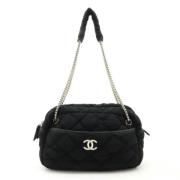 Chanel Vintage Pre-owned Canvas axelremsvskor Black, Dam