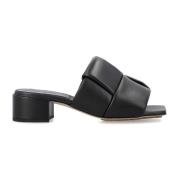 Bottega Veneta Läder Patch Mules med präglad detalj Black, Dam