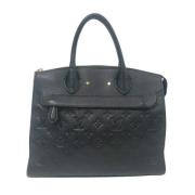 Louis Vuitton Vintage Pre-owned Tyg louis-vuitton-vskor Black, Dam