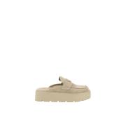 Prada Elegant Mocka Loafers Mules med Kilklack Beige, Dam