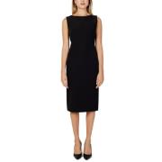 Sandro Ferrone Svart Boat Neck Midi Klänning Black, Dam