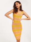 JJXX - Korta klänningar - Marigold W/ Salmon Buff - Jxnori Dress Knit ...