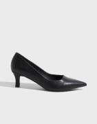 Nelly - Svart - Classic Pump