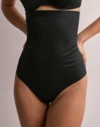 Spanx - Svart - High-Waisted Thong