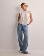 Nelly - Vit - Lovely Blouse Top