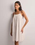 Pieces - Vit - Pckassidy Strap Dress