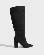 Nelly - Svart - Wide Knee High Boot
