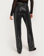 Pieces - Svart - Pcsiddy Hw Straight Pants