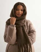Nelly - Brun - Chunky Fuzzy Scarf