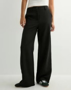 Pieces - Svart - Pckamil Hw Wide Pant Noos Bc