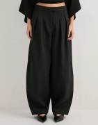 Pieces - Svart - Pcolivia Barrel Pants Wvn D2D Bc