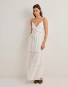 Nelly - Vit - Maxi Lace Insert Dress