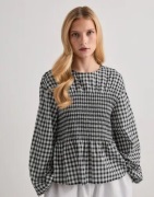 Vero Moda - Rutigt/Randigt - Vmcania Ls Smock Top Wvn