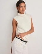 Neo Noir - Vit - Odelia Knit Top