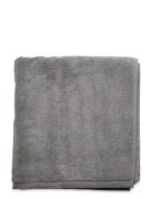 GANT Icon G Towel 70X140 Grå