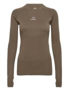 Nwlpace Ls Seamless Woman Sport T-shirts & Tops Long-sleeved Khaki Gre...