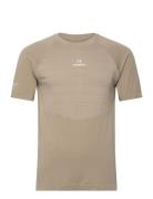 Nwlpace Seamless Tee Sport T-shirts Short-sleeved Beige Newline