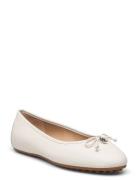 Lauren Ralph Lauren Jayna Nappa Leather Driver Flat Kräm