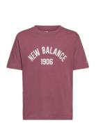 Nb Essentials Varisty Tee Sport T-shirts Short-sleeved Burgundy New Ba...