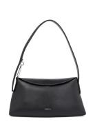 Calvin Klein Soft Sculpt Shoulder Bag Svart