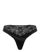 Hunkemöller Poppy String R Svart