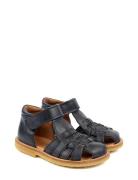 Pom Pom Classic Rub Sole Closed Braid Sanda Marinblå
