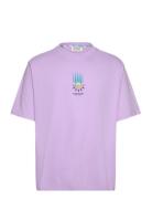 Scotch & Soda Loose Fit Front Chest Artwork T-Shirt Lila