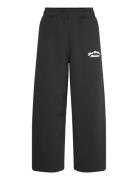 New Balance Linear Heritage Fleece Barrel Leg Pant Svart